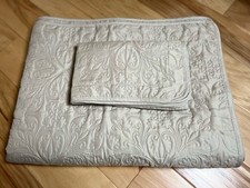 AMAZON BASICS TWIN Bedspread Quilt and 1 Sham Solid Beige Quilted 68 X 90"