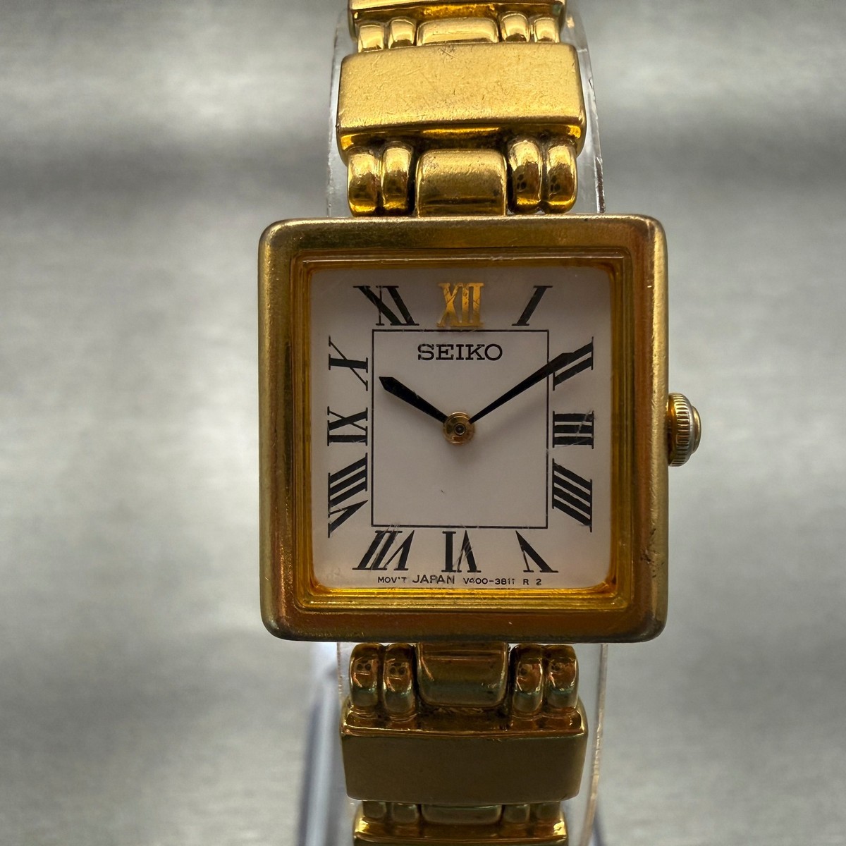 Seiko Watch Women 19mm White Dial Gold Tone Square V400-6280 New