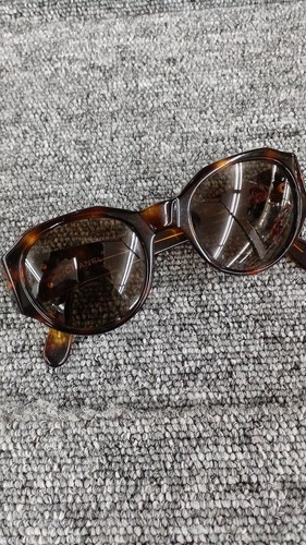 CHANEL Sunglasses Model No. 04151 91235 from JAPAN - Picture 10 of 10