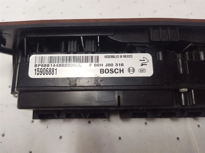 Interruptores de ventana con bisel de madera con interruptor maestro de 2008 GMC Yukon 10917710 Foto 3 de 4