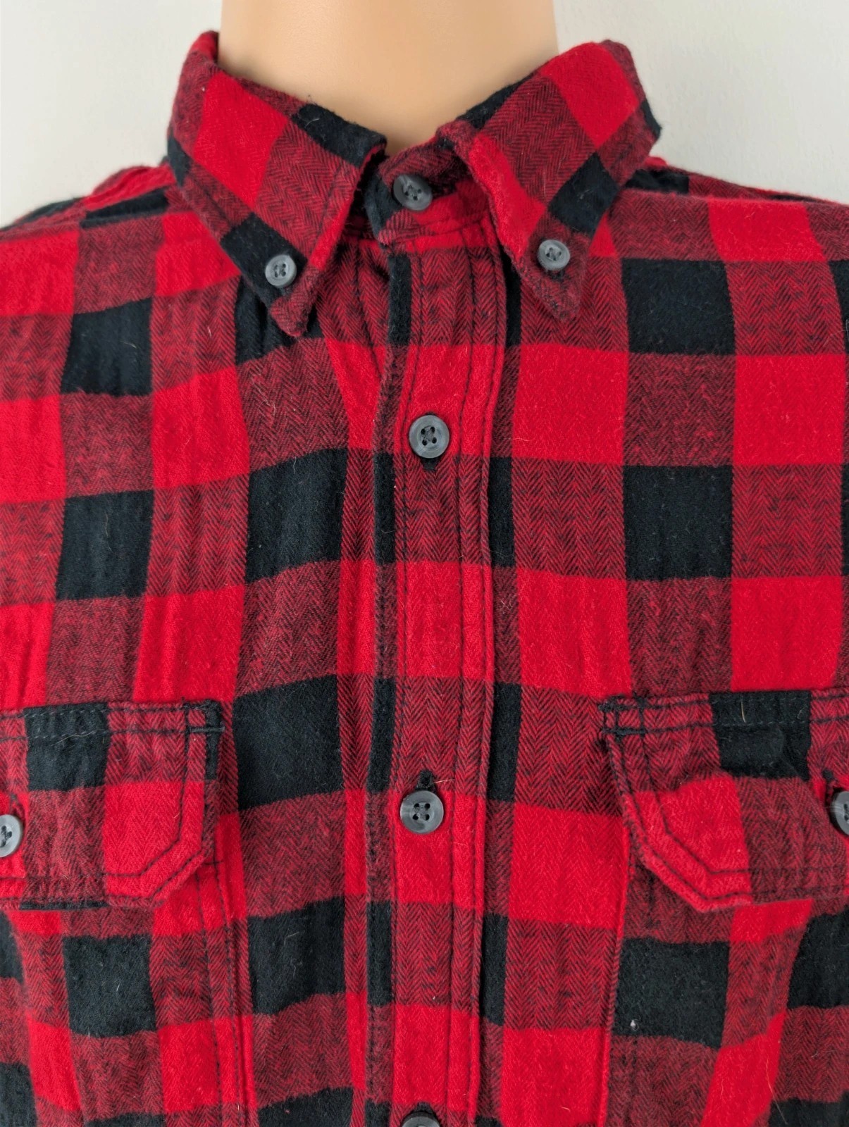 Faded Glory red/black long sleeve flannel shirt. Mens Medium. DN2712 image 4