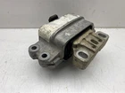 Engine mount bracket