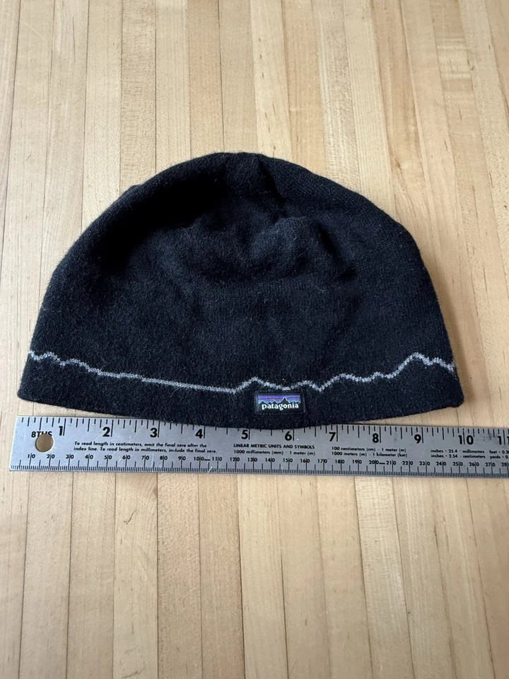 Vintage Y2K Patagonia Black Beanie Gorpcore Style Men’s One Size - Image 3 of 4