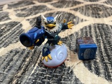 Activision Skylanders Giants 2012 Figure Jet Vac 2013 Topps Swap Force Qubi