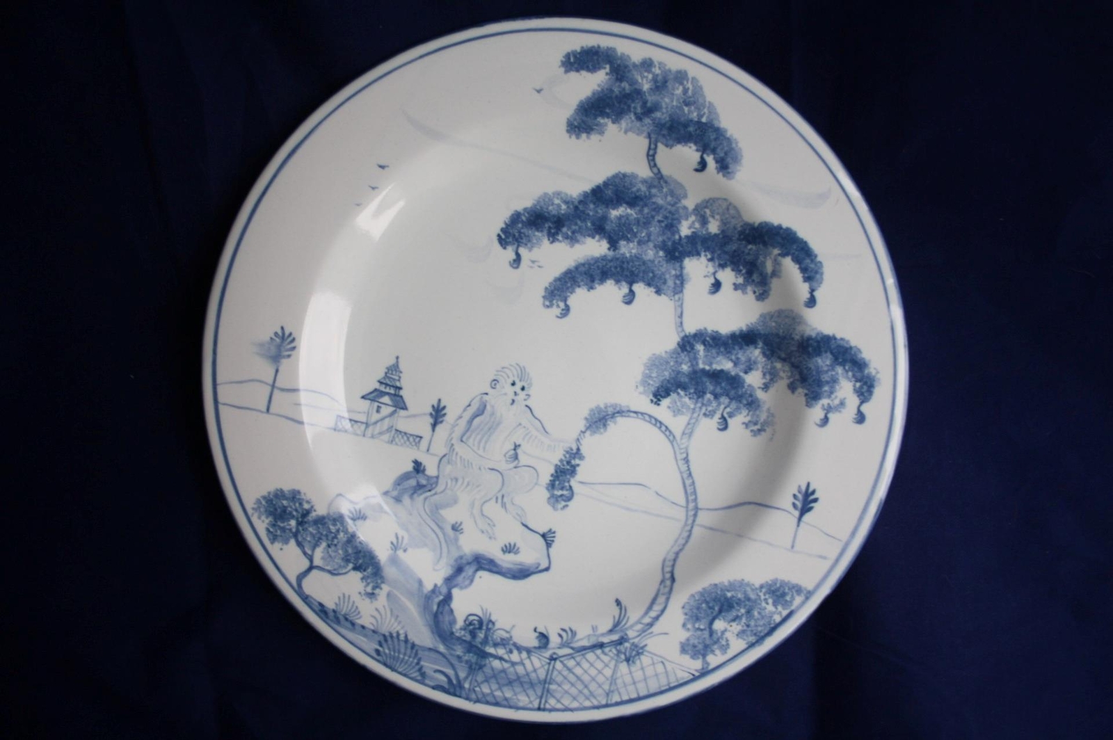 ISIS CERAMICS OXFORD LARGE EXOTIC ANIMALS PLATE FOR COLEFAX AND
