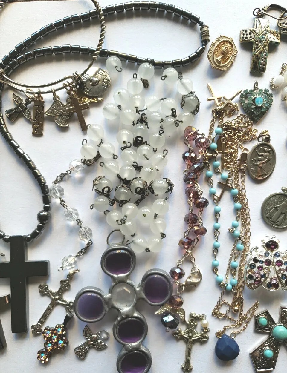 Vtg Rosary Beads Lot Repair Parts Wht Glass Faux Pearl Crucifix Medals