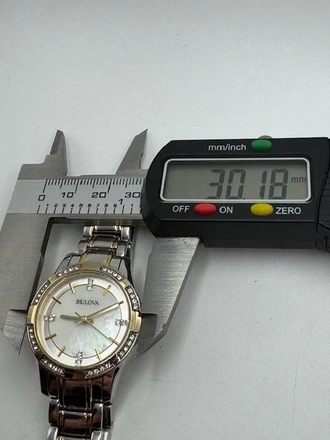 Ladies Bulova 98L203 MOP Diamond Glitz Dial Two Tone Quartz Watch New Battery - Image 3 of 4