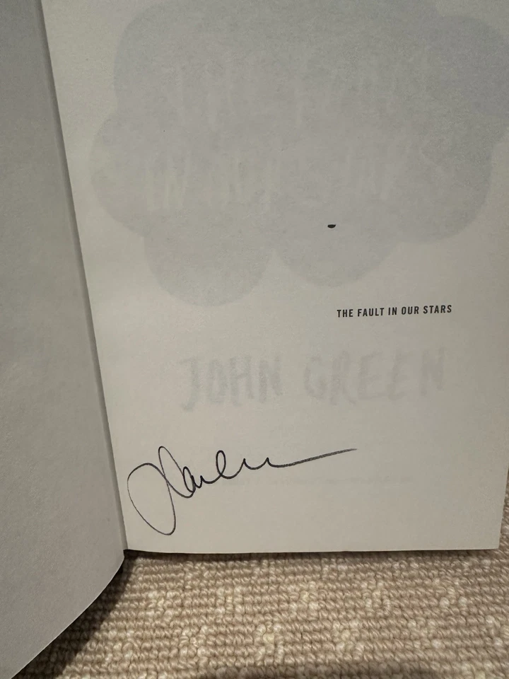 The Fault In Our Stars Signed Shailene Woodley Hardcover Book Foto 3 de 4