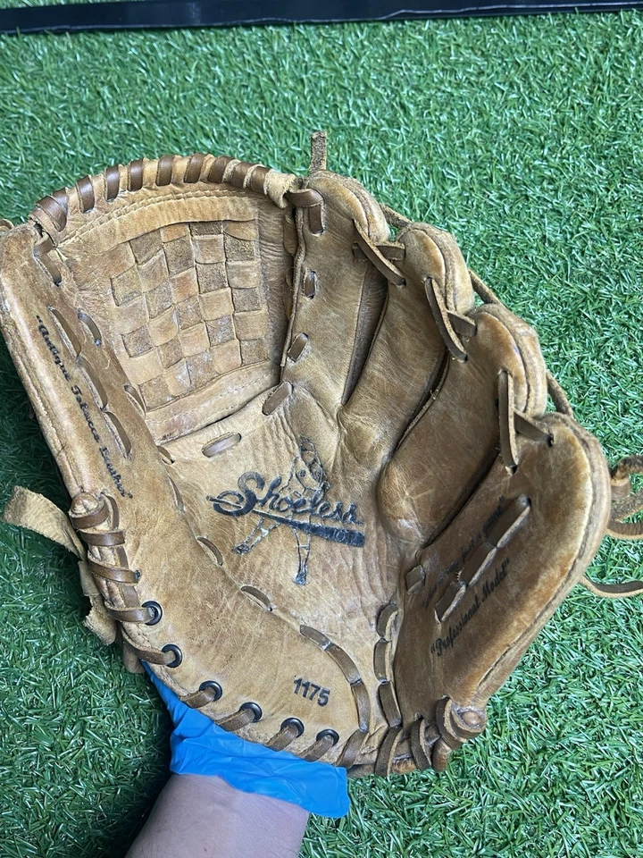 Guante de béisbol de cuero modelo profesional Shoeless Joe 1175 para lanzador derecho Foto 2 de 4
