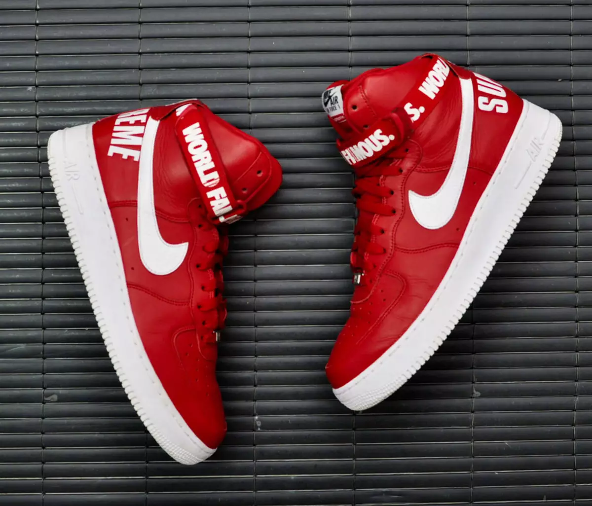 US Size 10.5 - Nike Air Force 1 Supreme Red 2006 Pre-owned RARE! 