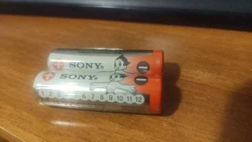 2 Pilas AA Sony Astro Boy de Colección R6P(R)/1.5V Raras Coleccionables No Funciona