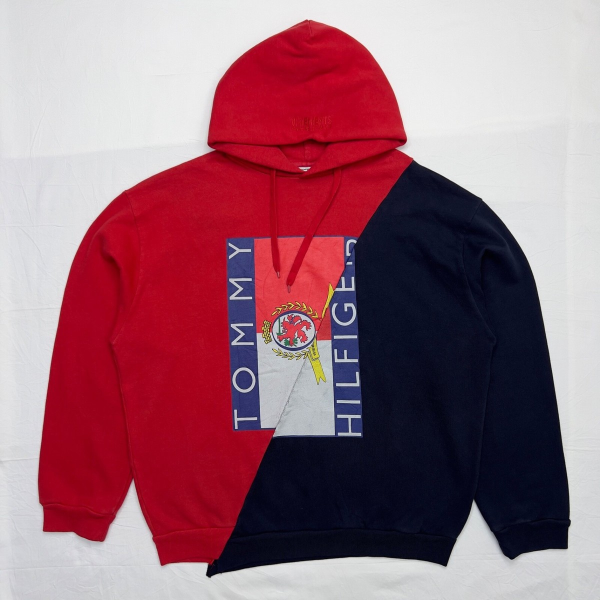 Tommy Hilfiger x Vetements Hong Kong Limited Edition Hoodie Size M