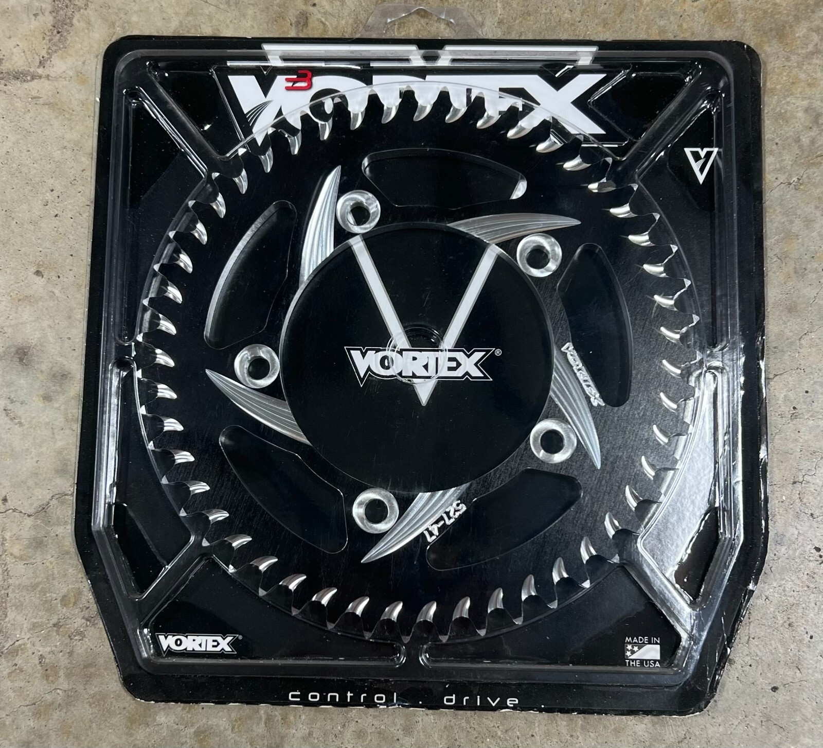 VORTEX BLACK CONTRAST CUT REAR SPROCKET 527-47T