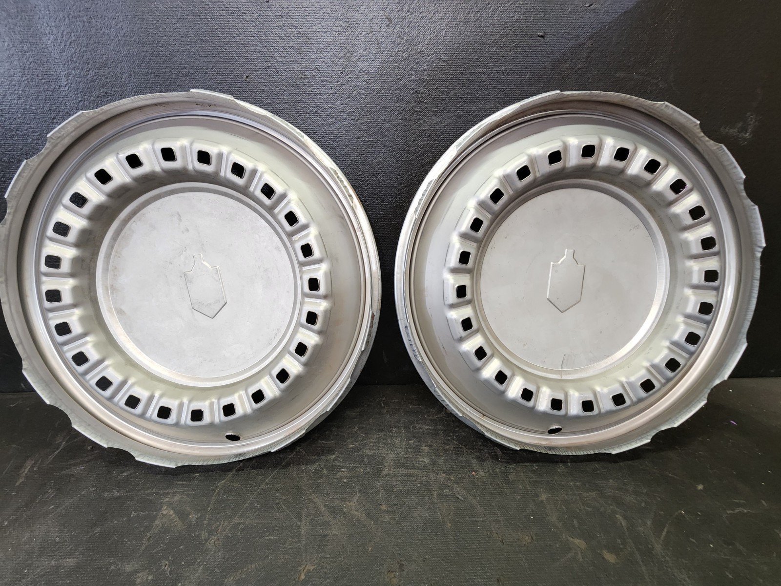 1981 1989 Chevy Monte Carlo Hubcap Pair Wheel Cover Chevrolet Rim 84 85 GM OEM