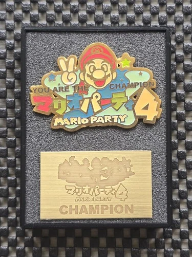 Vintage Nintendo Mario Party 4 Pin Badge Tournament Winner Rare Promo Gamecube B