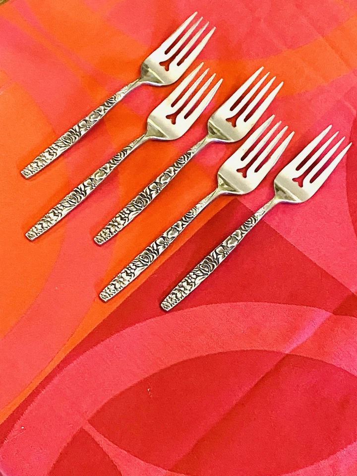 EKCO Eterna Japón LAS PALMAS Texturizado Negro Acento Floral 5 Tenedores de Ensalada 6 5/8" Foto 4 de 4