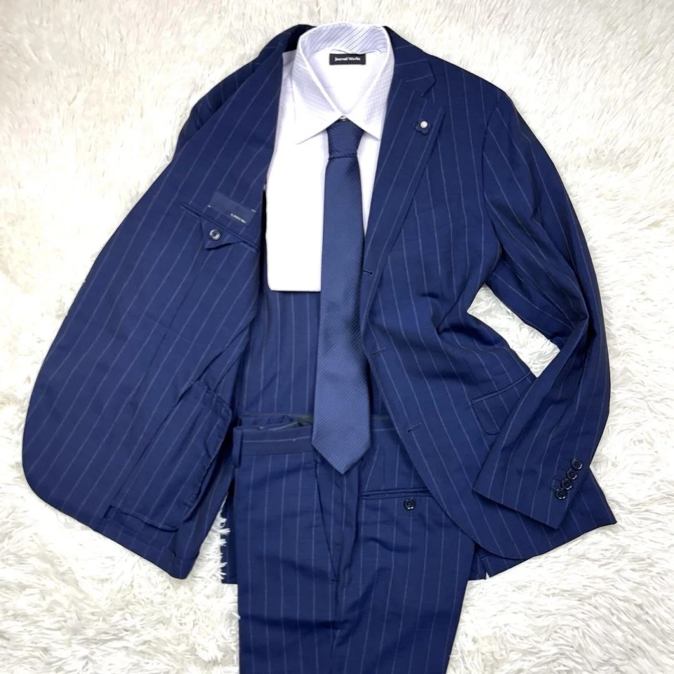 Conjunto de traje a rayas azul marino Lardini 48 moderno a medida estilo de negocios Foto 2 de 4