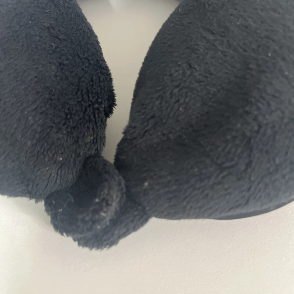 Travel Pillow Neck Support Micro Bead Black Las Vegas Fleece Spandex Sides