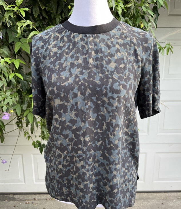 Camicia top camicetta leopardata Madewell XS seta fila anteriore in inchiostro spot