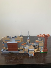 LEGO Star Wars: Battle on Takodana (75139) w/ Minifigures, Manual