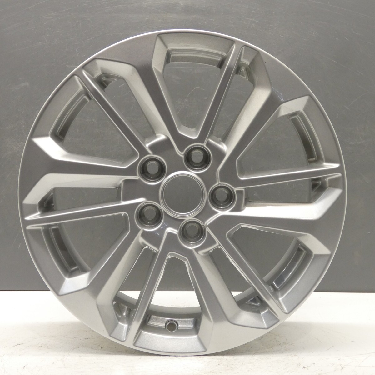 FORD FOCUS MK4 16'' GREY ALLOY WHEEL 2019 - ON GENUINE PART
