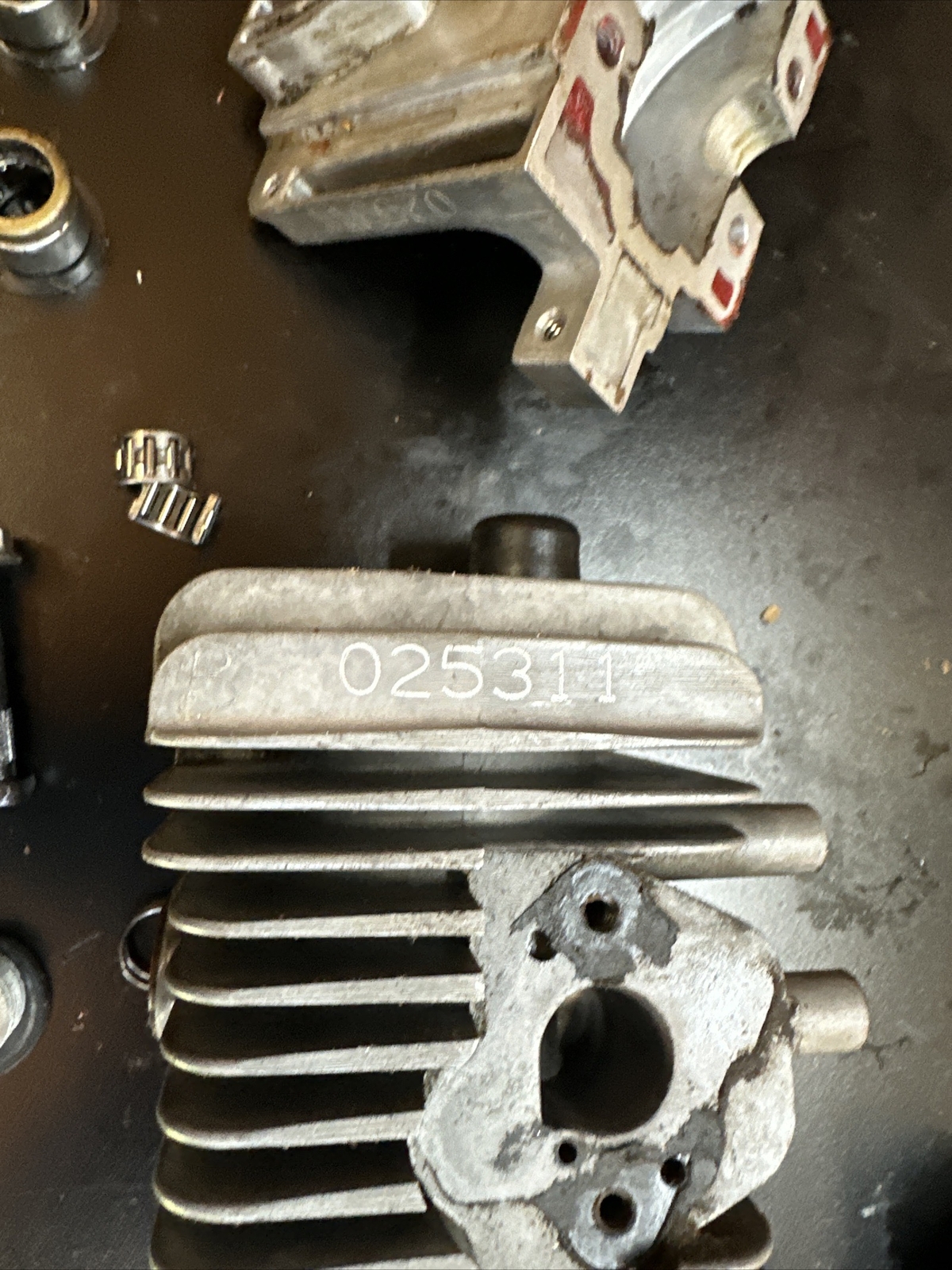 McCulloch chainsaw parts CS 38 EM Piston, Engine Heads eBay