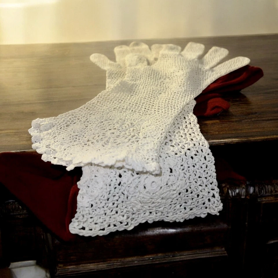 Antiguos Guantes Eduardianos Damas Hechos a Mano Crochet Largo Encaje Novia Marfil ¡Encantadores! Foto 3 de 4