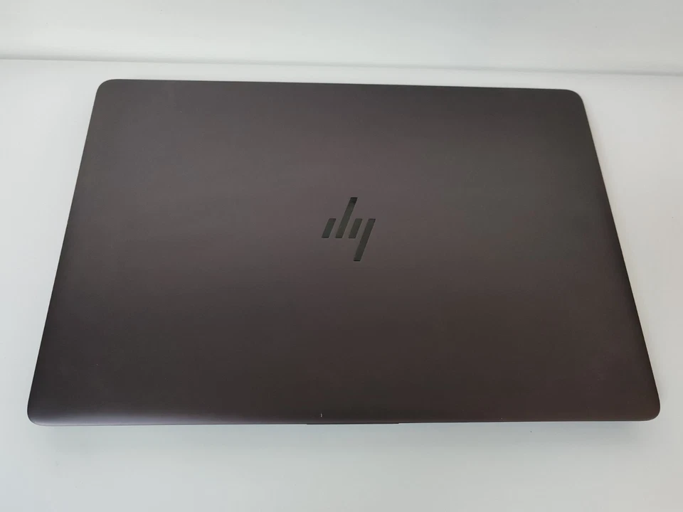 WORKSTATION HP ZBOOK STUDIO 15 G4 INTEL XEON E3-1505M 16GB RAM 256GB SSD - Immagine 4 di 4