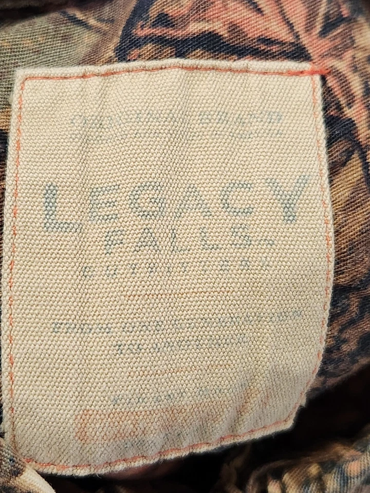 Legacy Falls Deer Hunting Scene Button Up Shirt XL Camo Forest Outdoors Cotton - Image 4 of 4