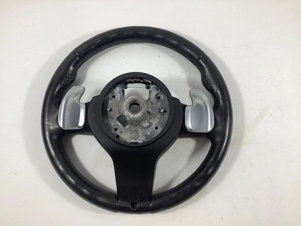 BMW M4 2015-2020 volante con palancas de cambio cuero térmico OEM. Foto 4 de 4