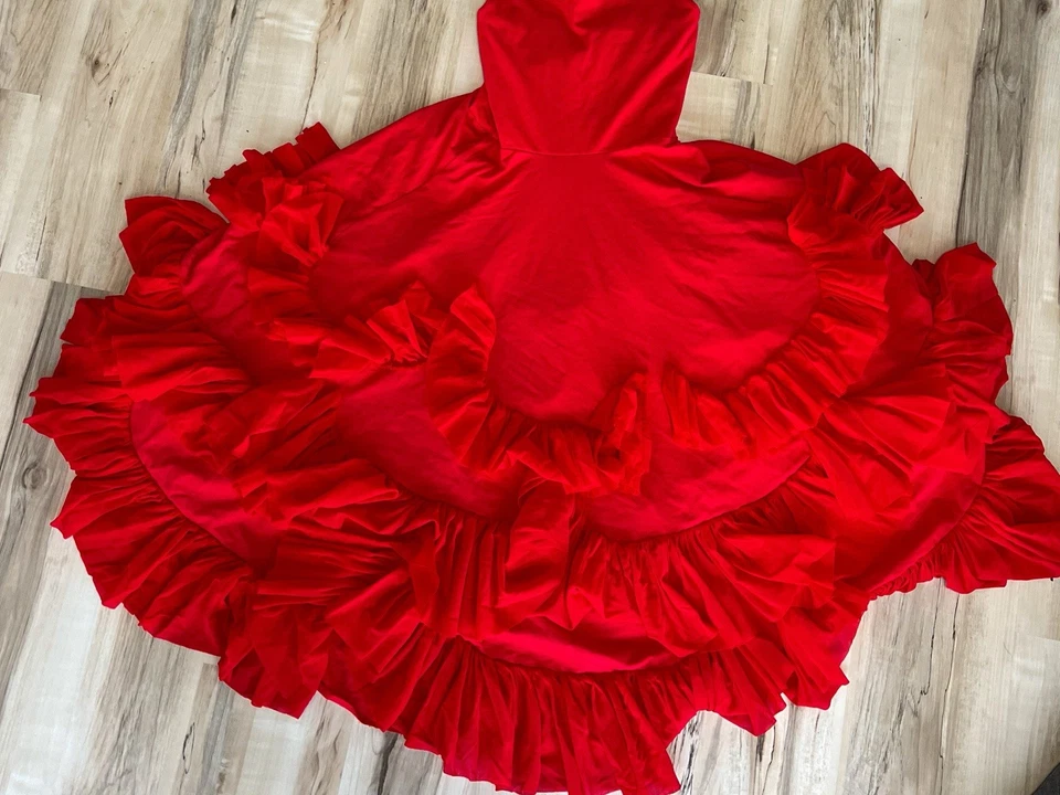 Красное платье для кукольного торта размер 10 - Изображение 2 из 4