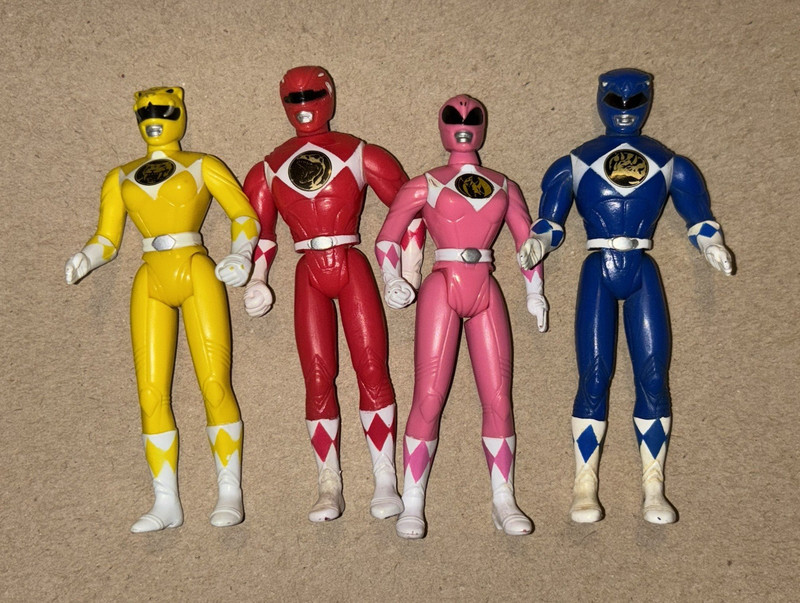 Vintage Power Rangers 1995 Action Figures Lot 4 Red, Pink, Blue, Yellow