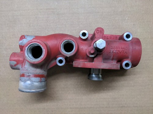 Cummins ISX15 Water Coolant Filter Base Inlet 3681446, 3681156, 4318607