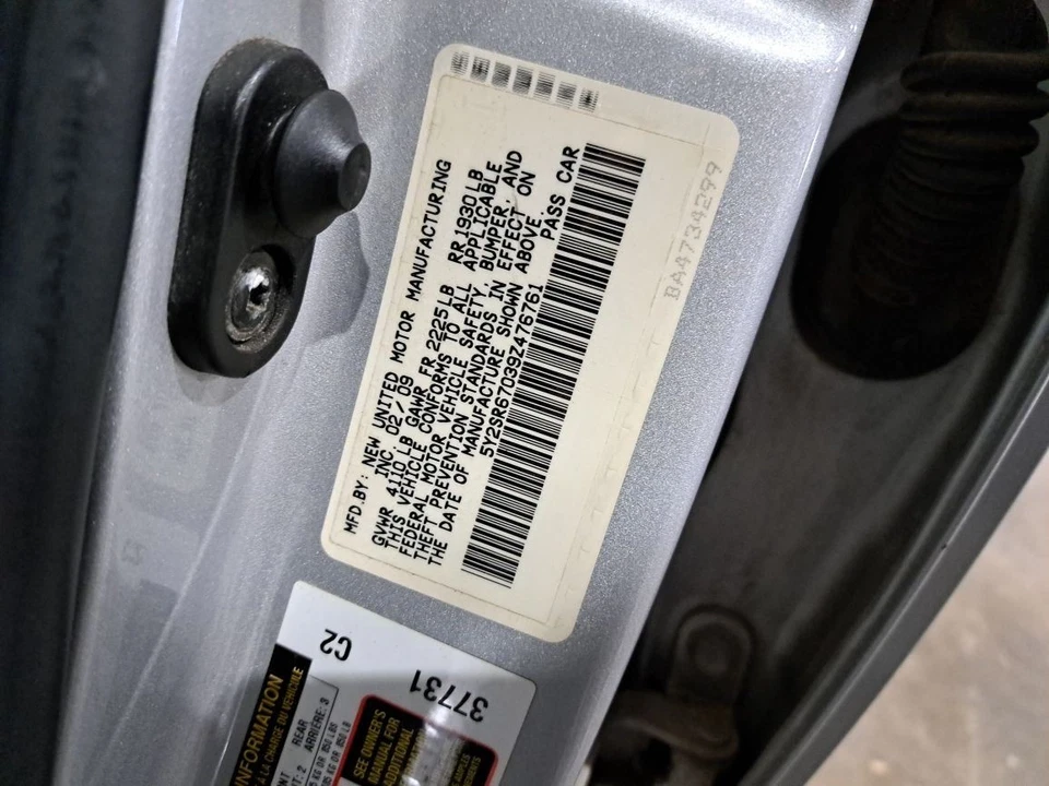 Lh Driver Side Sun Visor/Sunvisor 2009 Vibe Sku#4279106 - Image 4 of 4