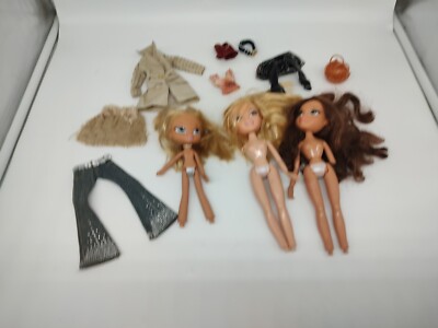 3 Bratz Dolls - No Feet, Missing Arms- Some Clothing And