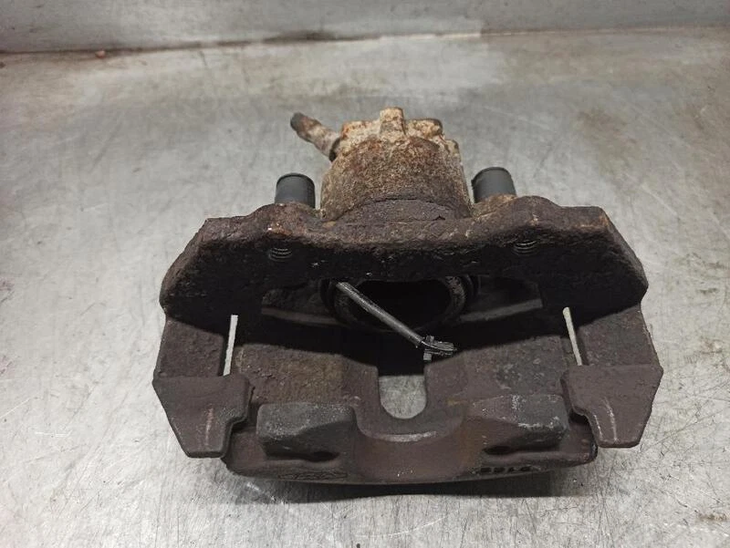 1478497 pinza de freno delantera izquierda para FORD COUGAR (MC) 1998 4713492 - Imagen 4 de 4