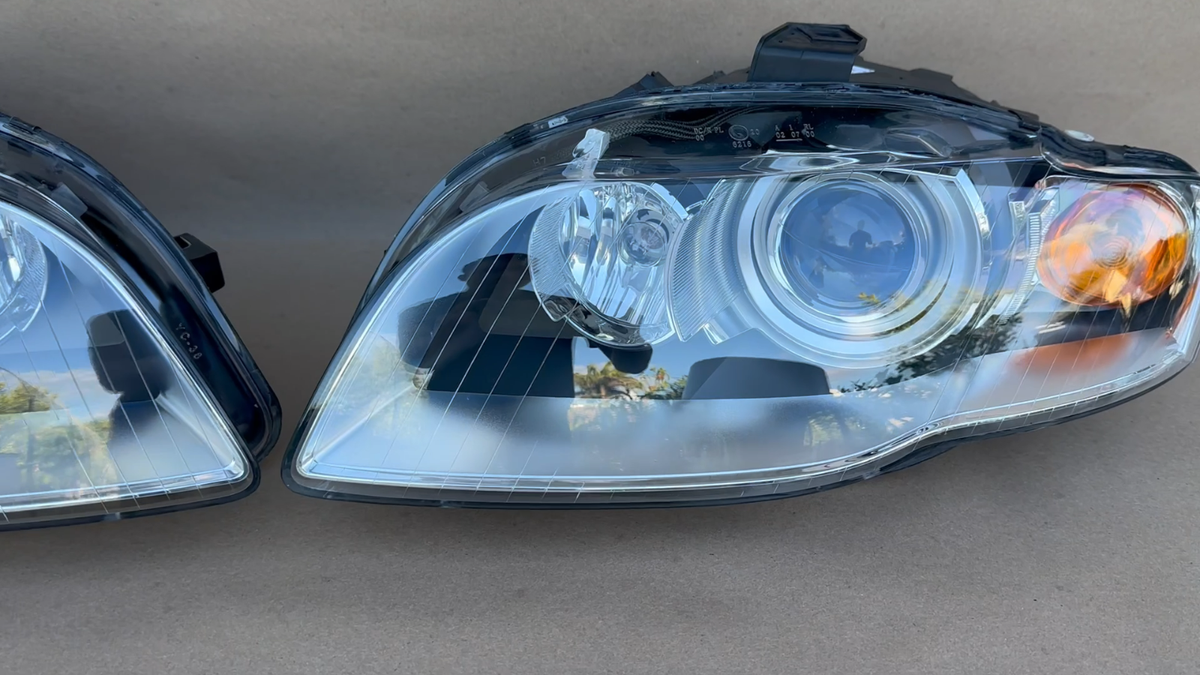 OEM Audi A4 2006 - 2008 Passenger Right Side Xenon HID Headlight