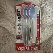 1996 Munchkin Stainless Baby Spoons 4 pk Soft Bite Safety White Hot NOS NEW Y2K