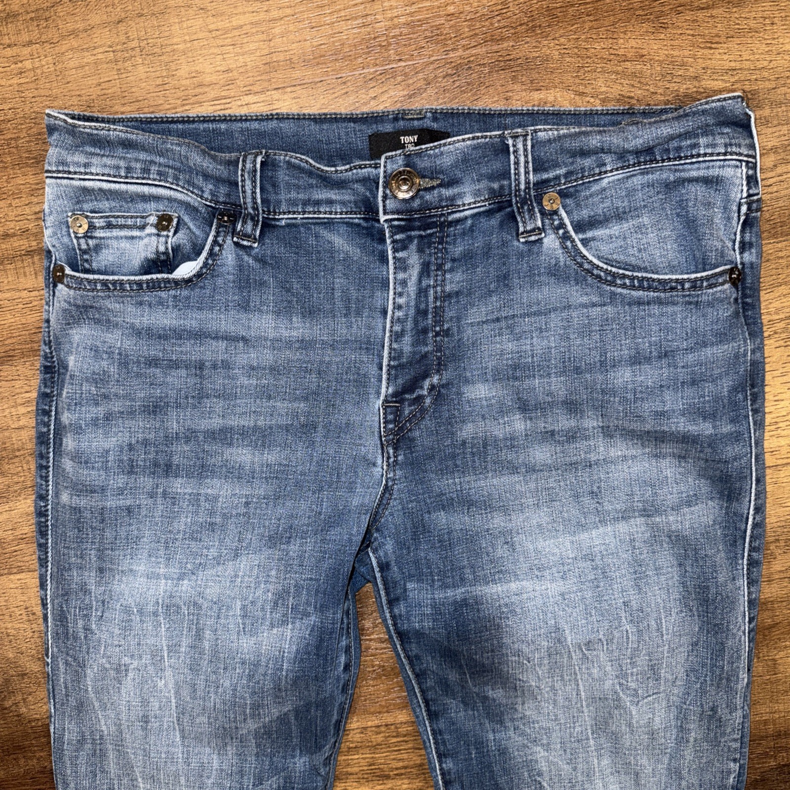 TRUE RELIGION Tony Straight Jeans Mens Size 34 (34x31) Medium Wash Blue thumbnail 4