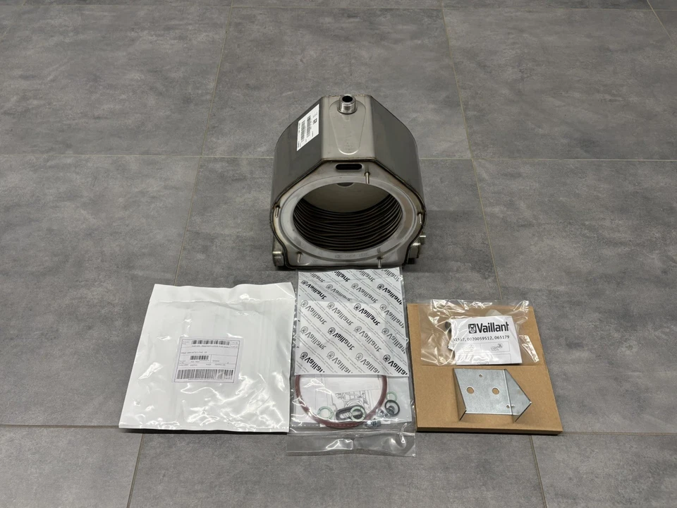 Neu: Vaillant 065113 Wärmetauscher HW für VC/VCW 126-196 -/2, VC 136+206/2-E - Bild 2 von 4