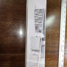 5 Feet Blanket Ladder,4-Tier Towel Rack Holder freestanding, leaning, decorative