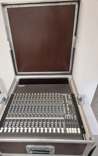 Mackie 1604 VLZ PRO 20 Kanal im Case !! 4 Buss 4 Sub 4 Band EQ Panzer NP 1700 €! - Bild 8 von 24