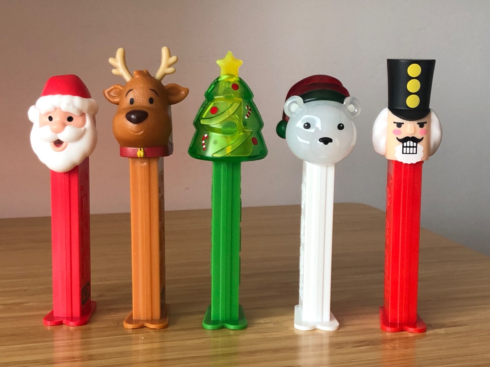 crystal-bear-christmas-tree-set-of-5-pez-european-advent-calendar-dispensers-ebay