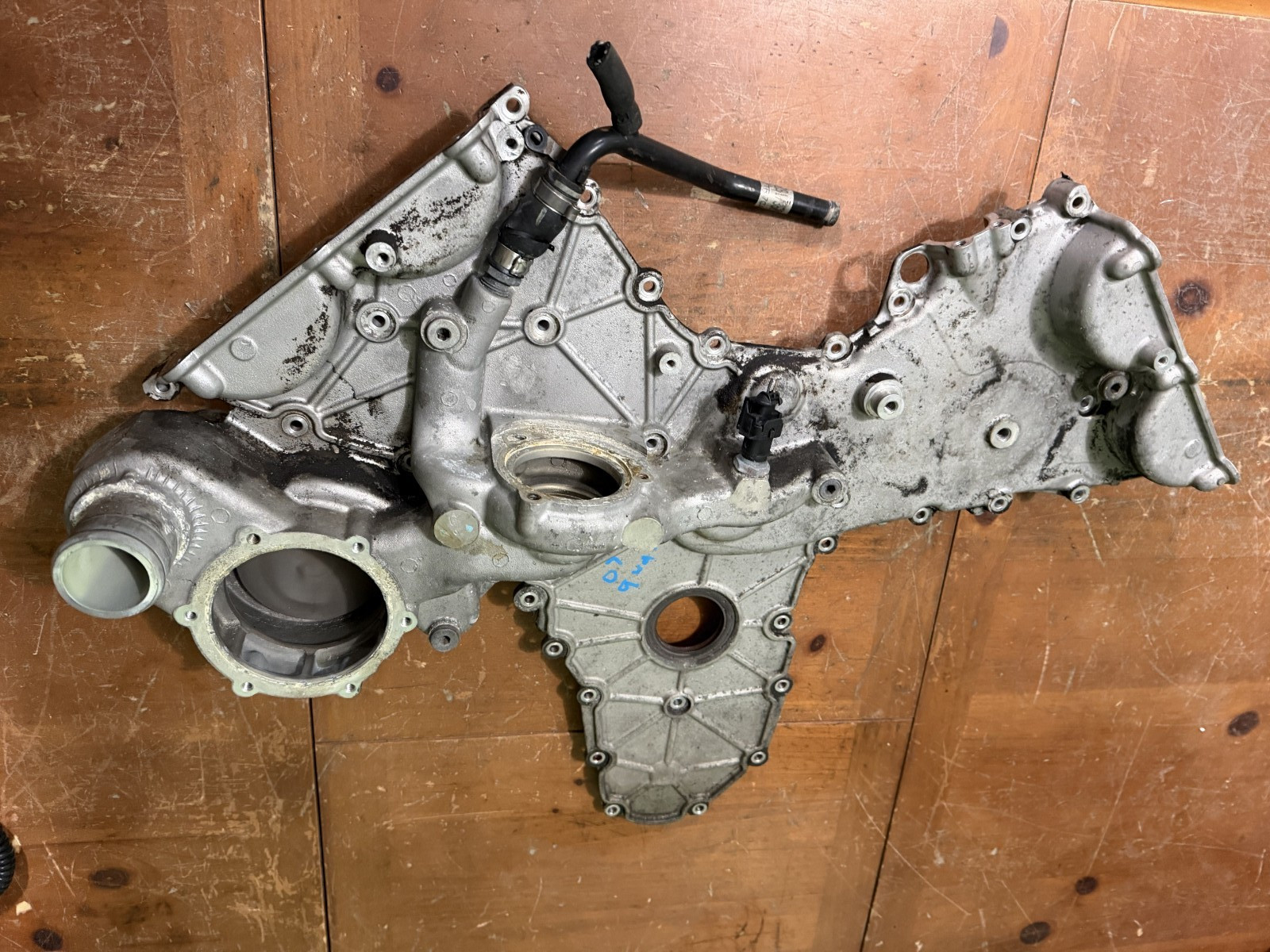 04-17 Maserati GranTurismo Quattroporte M145 4.2L V8 Engine Motor Timing Cover