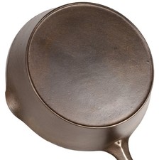 Vintage Unmarked Wagner Ware No 5 Cast Iron Skillet W/Heat