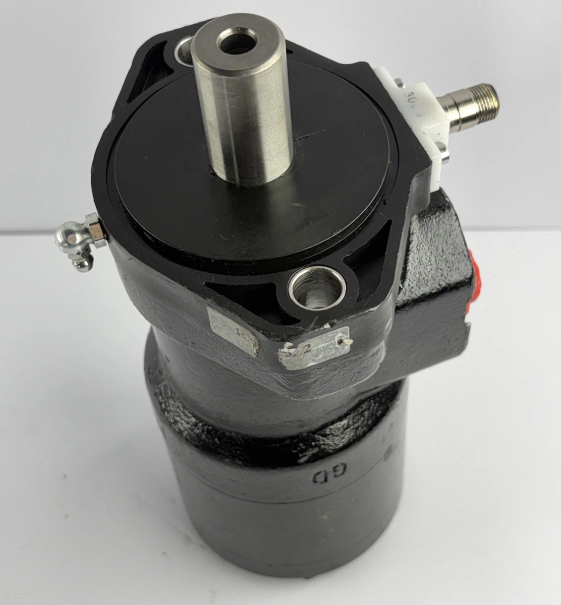 Monroe Snow & Ice Control Hydraulic Motor P/N 05006800 photo 6