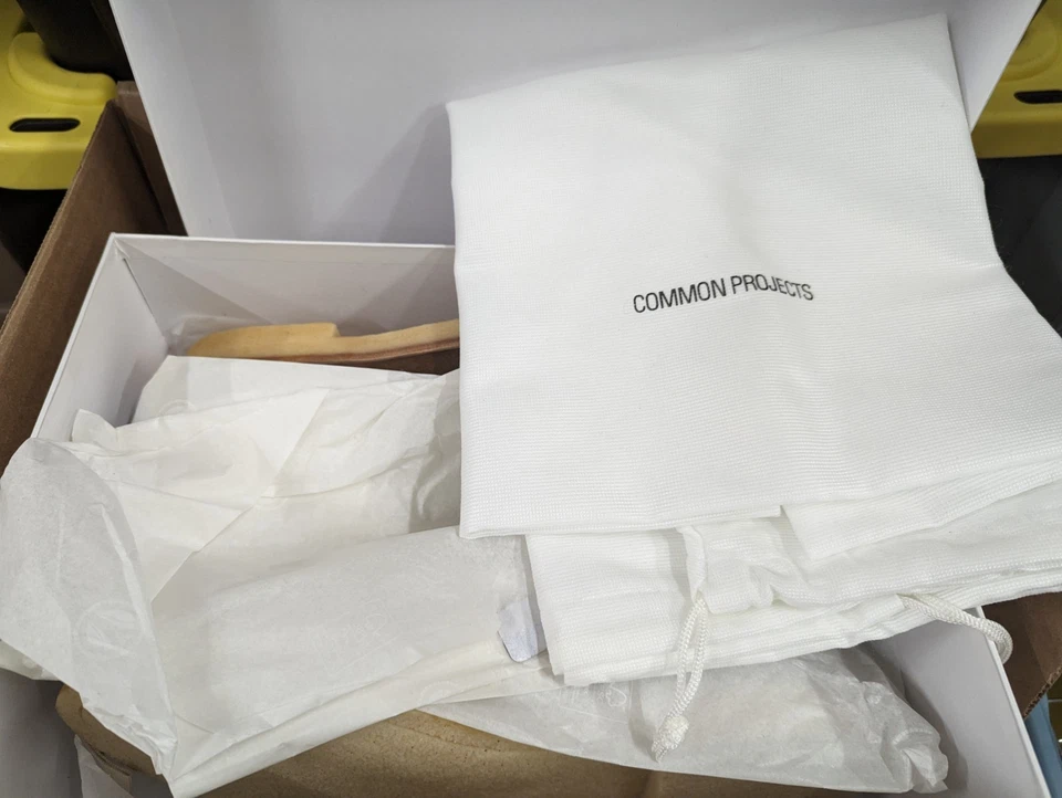 Bota Chelsea Common Projects Hombre en Gamuza Marrón 1897 EE. UU. Talla 10, UE Talla 43 Foto 2 de 4