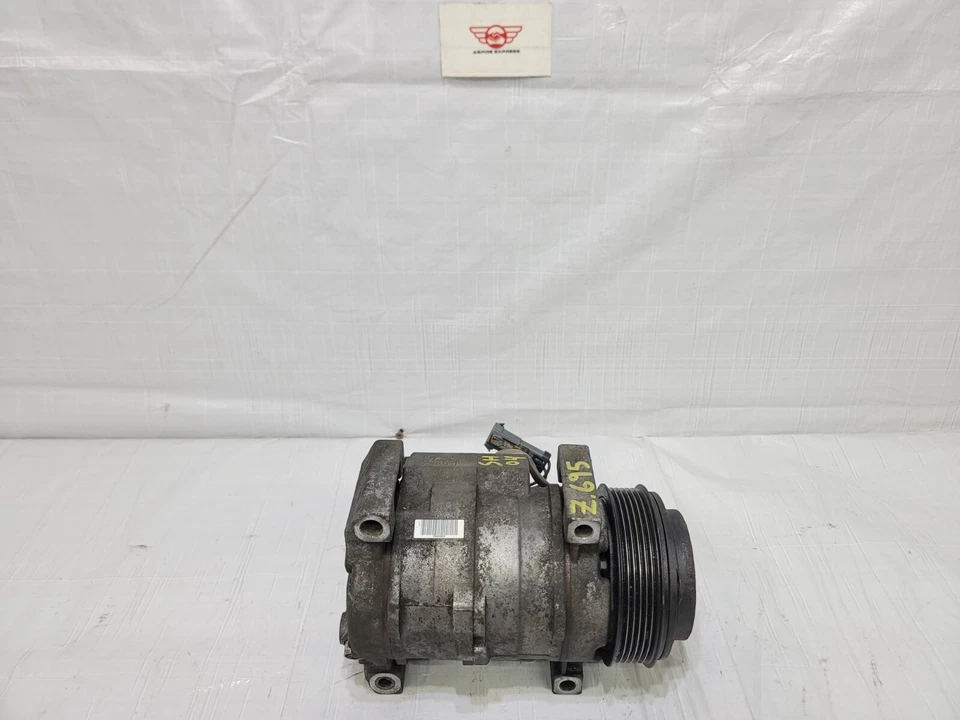 2007 GMC Sierra 3500 Classic A/C Air Compressor OEM 25891794 - Image 2 of 4