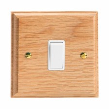 Varilight XK1OW Kilnwood Wooden Oak 1 Gang 10A 1 or 2 Way Rocker Light Switch