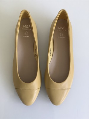 mustard pumps